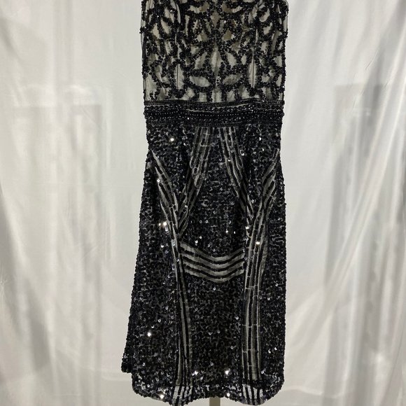 Dress - Shailk - Picture 2 of 8